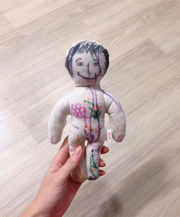 Mẹ trẻ hoảng hồn khi phát hiện vật lạ trong cặp con gái, đến khi truy ra sự thật lại khiến dân mạng cười té ghế-3