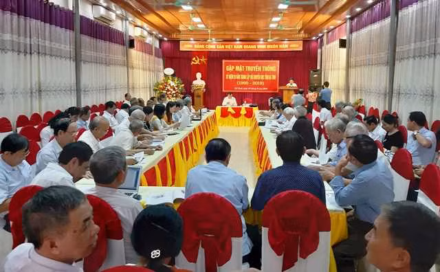 Cuộc gặp mặt 20 năm Hội khuyến học Hà Tĩnh.