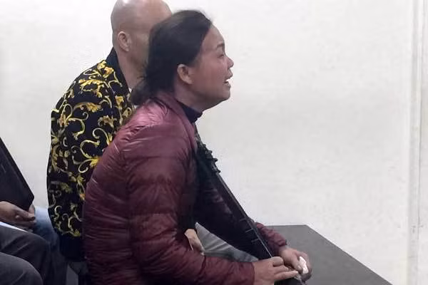 Châu Việt Cường chắp tay xin lỗi mẹ cô gái xấu số