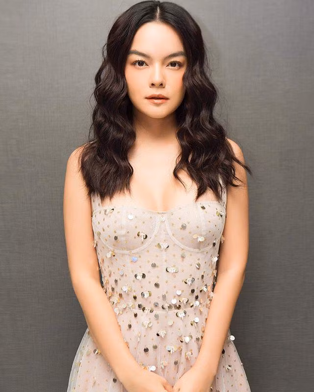 chan yeu dieu, pham quynh anh “cua sung lam nghe” voi loat kieu toc tuoi teen ma van hop - 11
