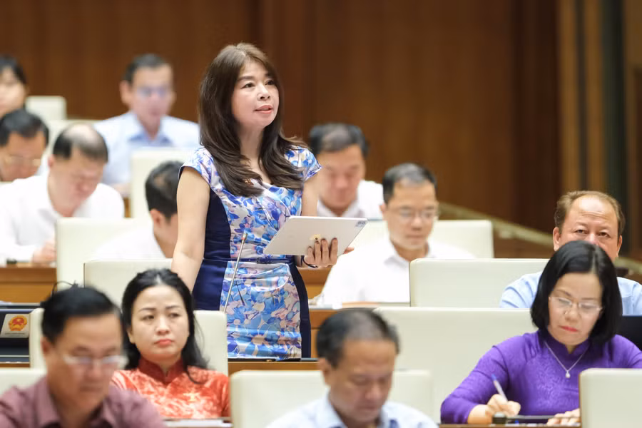 Đại biểu Lê Thu Hà - Đoàn ĐBQH tỉnh Lào Cai