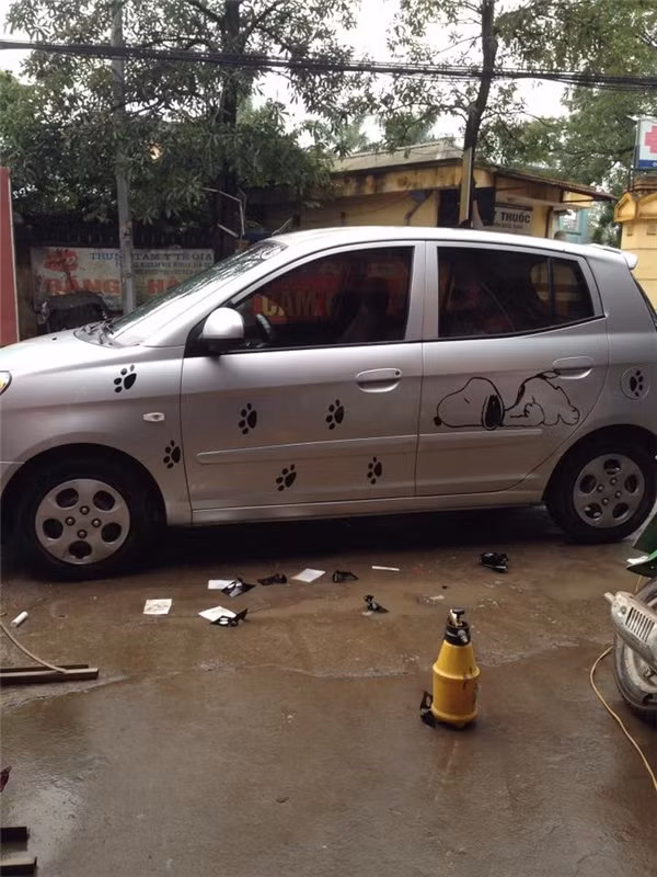 Chết cười với những chiếc xe của “fan” cuồng hoạt hình ảnh 7