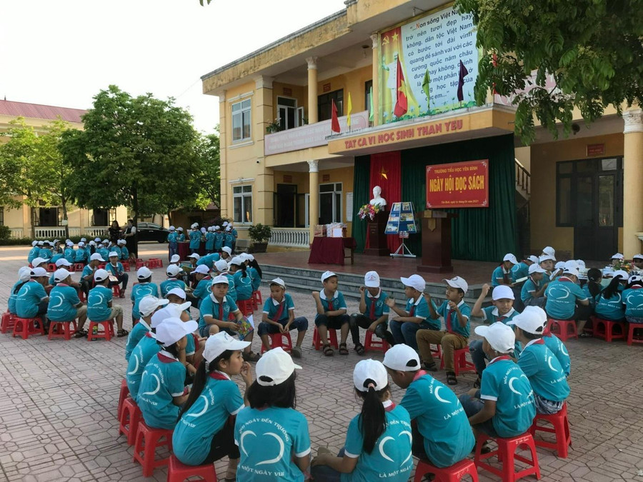Học sinh Trường TH Yên Bình hưởng ứng ngày hội đọc sách Học sinh Trường TH Yên Bình hưởng ứng ngày hội đọc sách