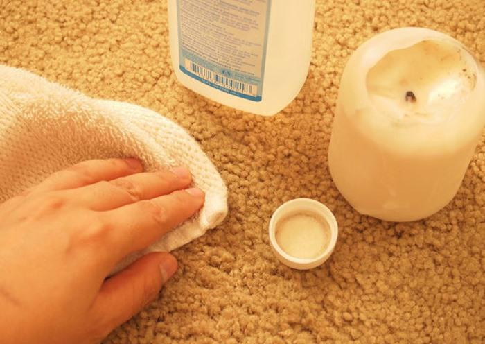 Cách chùi sạch sáp nến bám trên đồ dùng trong nháy mắt ảnh 1 Cách chùi sạch sáp nến bám trên đồ dùng trong nháy mắt ảnh 1