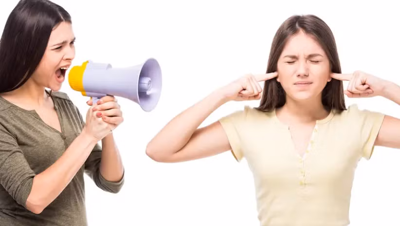 Bố mẹ không lắng nghe hay con trẻ đang tuổi nổi loạn?