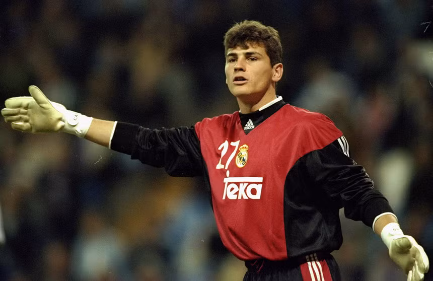 Casillas đã có cơ hội tại Real Madrid từ rất sớm.