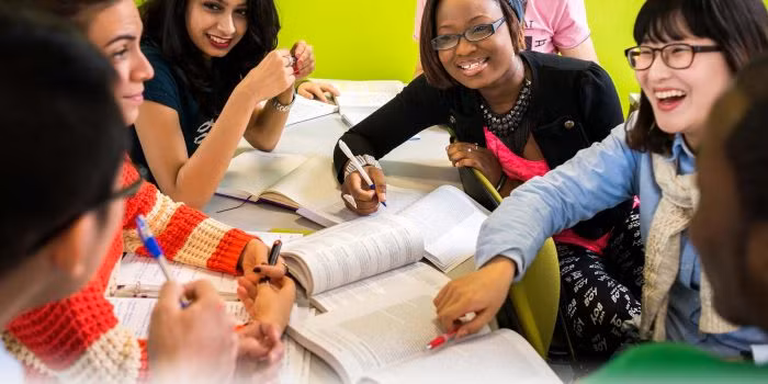 ssdh-west-of-england-university-sinh-vien