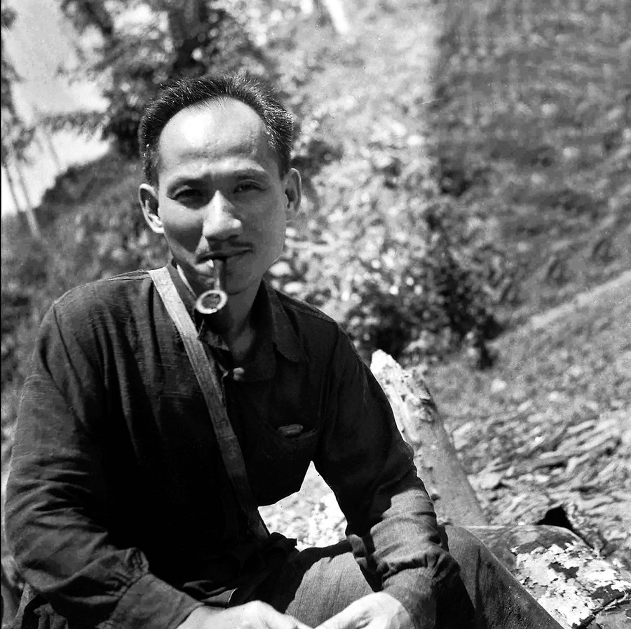 Nhà văn Nguyễn Tuân.