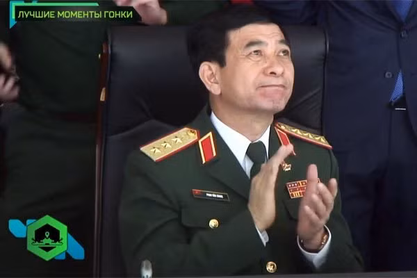 Việt Nam giành hạng nhì chung kết đua xe tăng ở Nga