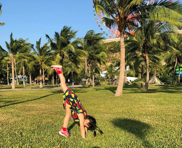 Bộ ảnh “không thể yêu hơn” của bé gái 5 tuổi ảnh 9 Bộ ảnh “không thể yêu hơn” của bé gái 5 tuổi ảnh 9