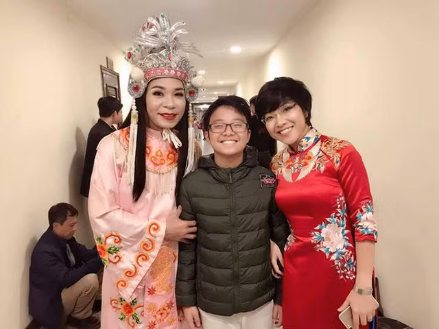 Ba nữ nghệ sĩ tuổi Tuất thành công được khán giả mến mộ ảnh 2