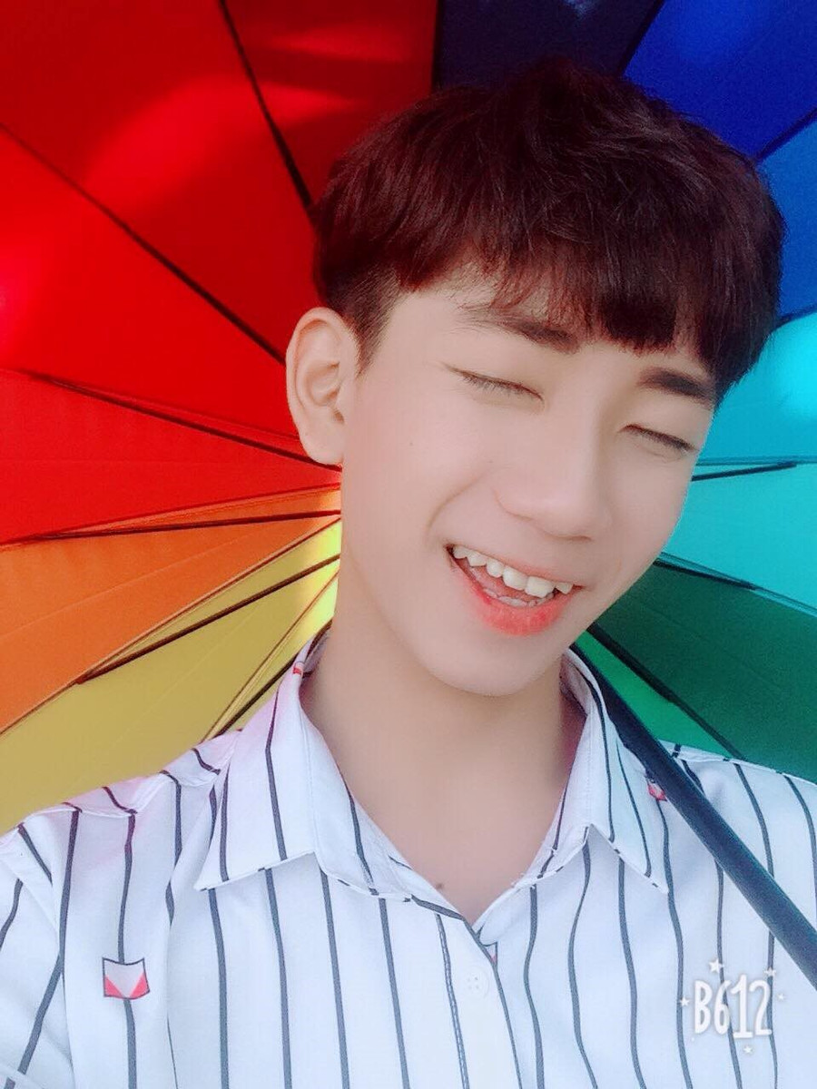 Nam sinh Long An sở hữu vẻ ngoài như tài tử Hàn ảnh 10 Nam sinh Long An sở hữu vẻ ngoài như tài tử Hàn ảnh 10