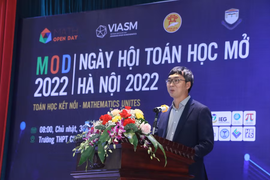 PGS.TS Lê Minh Hà - Giám đốc điều hành Viện Nghiên cứu cao cấp về Toán nhấn mạnh về tầm quan trọng của Toán học trong đời sống.