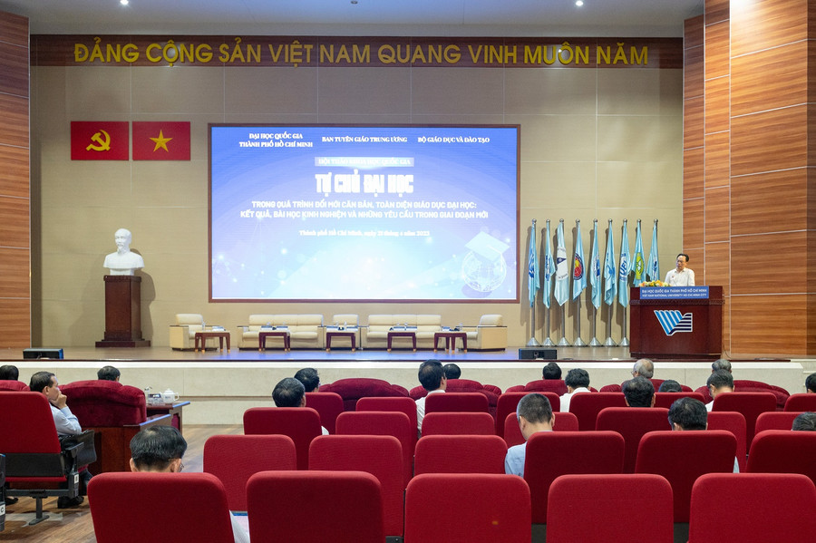 Thứ trưởng Bộ GD&ĐT Hoàng Minh Sơn nêu kết luận tại hội thảo. Thứ trưởng Bộ GD&ĐT Hoàng Minh Sơn nêu kết luận tại hội thảo.