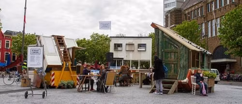 Giật mình với tên gọi kỳ lạ của các quán cà phê nổi tiếng - Ảnh 4