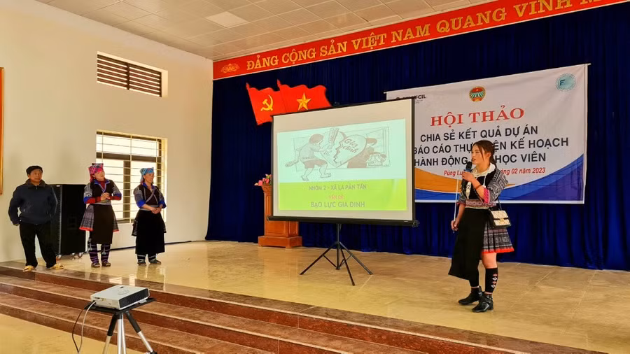 Hội thảo Nâng cao năng lực lãnh đạo cho người dân tộc thiểu số.