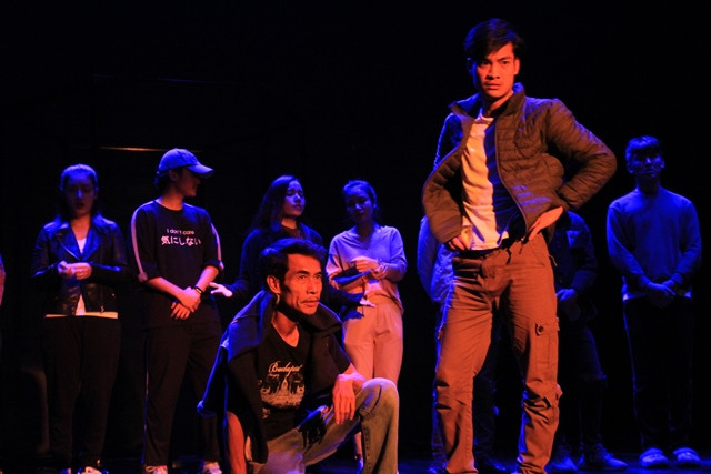 Vở nhạc kịch "Cô gái và chiếc xe máy" kể câu chuyện lập nghiệp của người trẻ hôm nay.