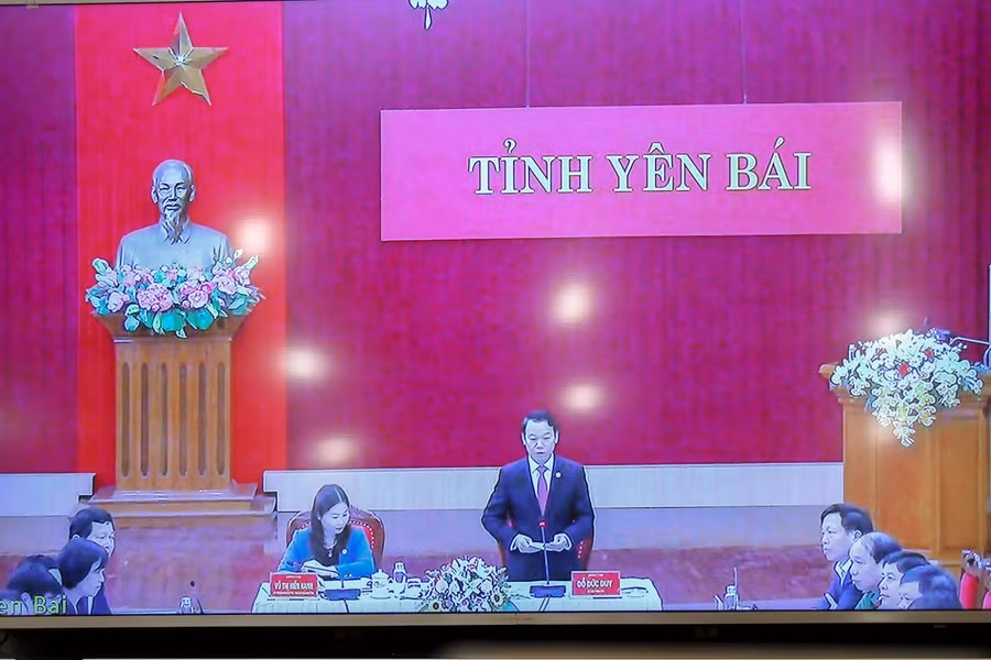 Ngành GD-ĐT tổng kết năm học 2017-2018, triển khai nhiệm vụ năm học 2018-2019 ảnh 48