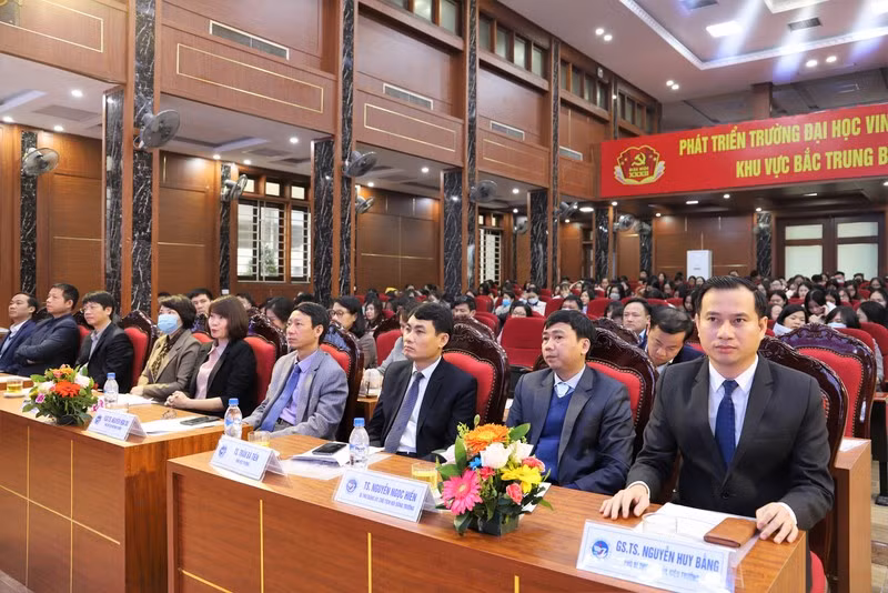 Trường ĐH Vinh: Khai mạc Khảo sát chính thức phục vụ Đánh giá ngoài 3 ngành ảnh 1