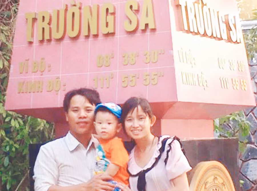 Vợ chồng cô giáo Đỗ Thị Thơm