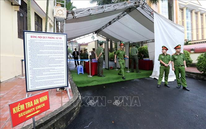 Những hình ảnh đầu tiên vụ xét xử sơ thẩm vụ án đánh bạc nghìn tỷ tại Phú Thọ nhung hinh anh dau tien vu xet xu so tham vu an danh bac nghin ty tai phu tho