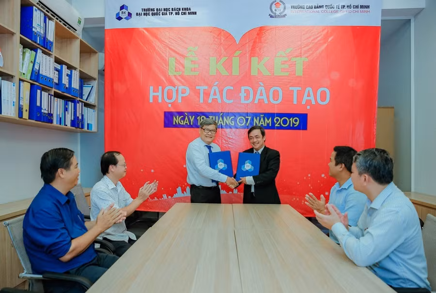 ICH ký kết hợp tác đào tạo với Trường ĐH Bách Khoa TP.HCM