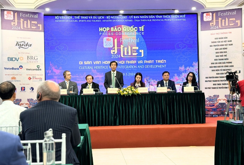 Quang cảnh cuộc họp báo Festival Huế 2024 chiều 9/5. Quang cảnh cuộc họp báo Festival Huế 2024 chiều 9/5.