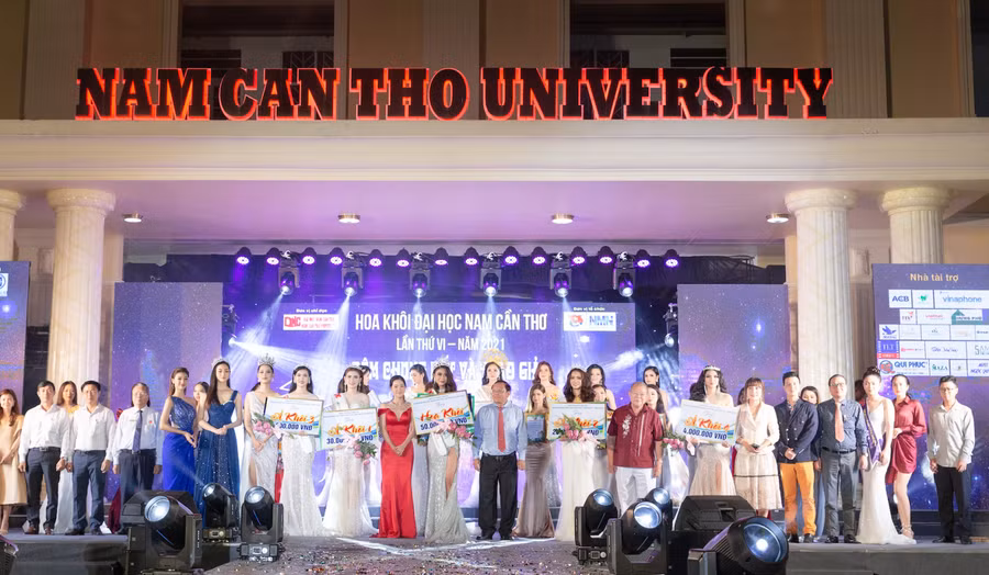 Miss World Việt Nam “thâu nạp” những ứng viên sáng giá.