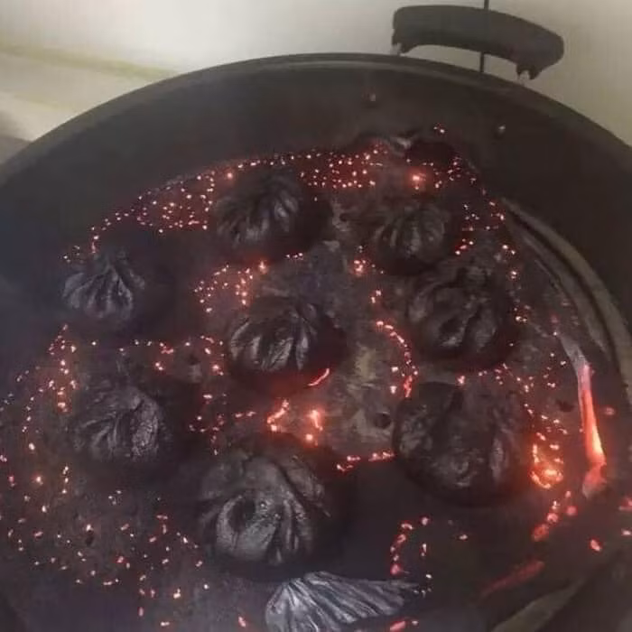 Bánh bao âm phủ.