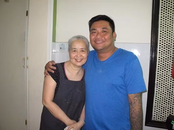 nguyen dzoan cam van: tuoi tho ngheo kho, ca doi vi con, cuoi cung chon xuat gia tim an lac - 9