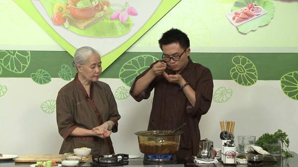 nguyen dzoan cam van: tuoi tho ngheo kho, ca doi vi con, cuoi cung chon xuat gia tim an lac - 8