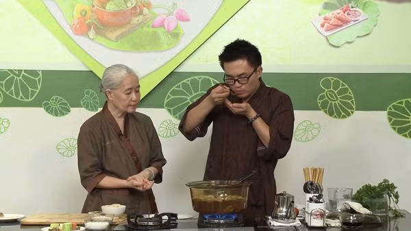 nguyen dzoan cam van: tuoi tho ngheo kho, ca doi vi con, cuoi cung chon xuat gia tim an lac - 8