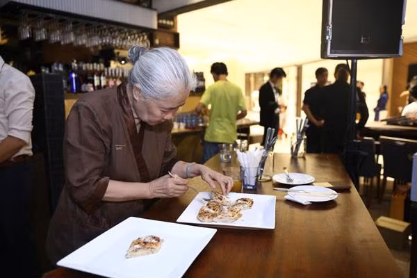 nguyen dzoan cam van: tuoi tho ngheo kho, ca doi vi con, cuoi cung chon xuat gia tim an lac - 5