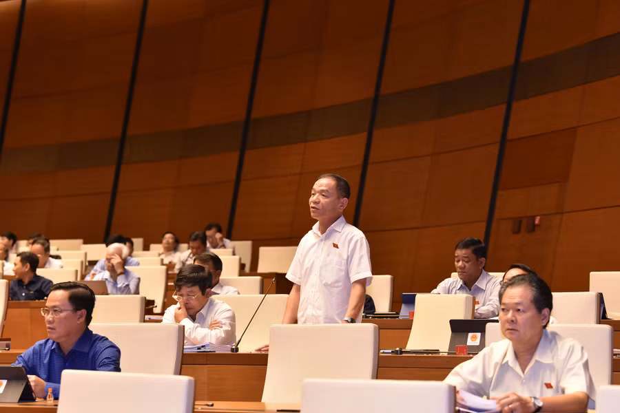 Ngày làm việc thứ Bảy, Kỳ họp thứ 7, Quốc hội khóa XIV: Áp dụng công nghệ thông tin quản lý xuất nhập cảnh