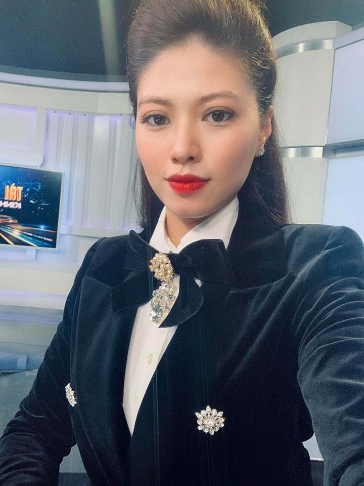 Đôi bạn thân nức tiếng khắp VTV, cô nào cũng xinh đẹp, giàu có và thần thái ảnh 13 Đôi bạn thân nức tiếng khắp VTV, cô nào cũng xinh đẹp, giàu có và thần thái ảnh 13