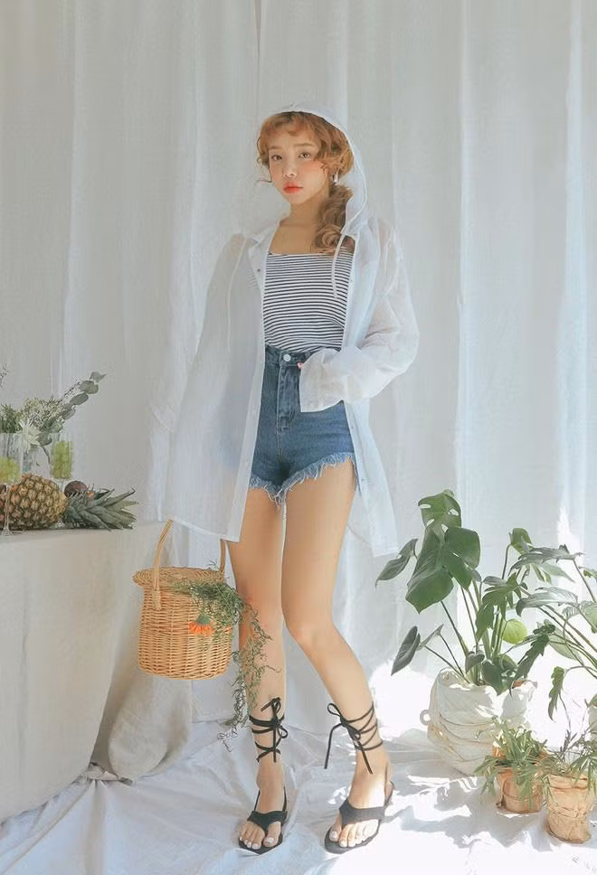 Nếu bạn sành thời trang nhất định phải sắm những đôi sandal đang gây sốt này ảnh 5