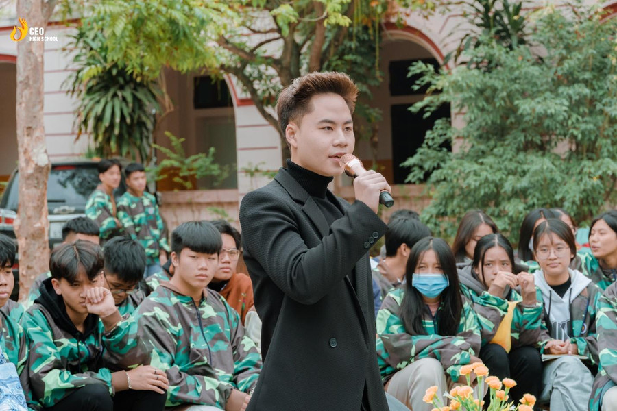 Nam MC Hoàng Minh Nam MC Hoàng Minh