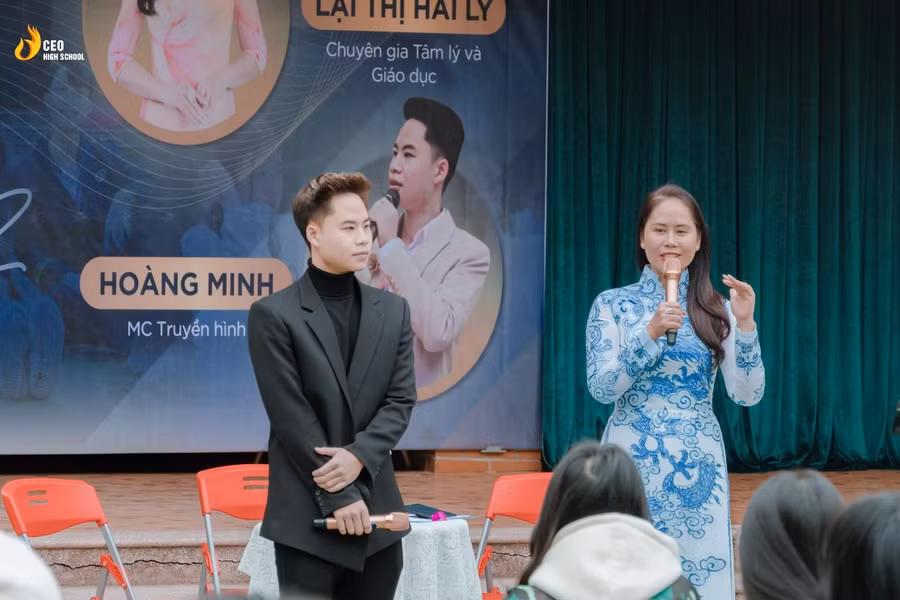 Chuyên gia Lại Thị Hải Lý và MC Hoàng Minh