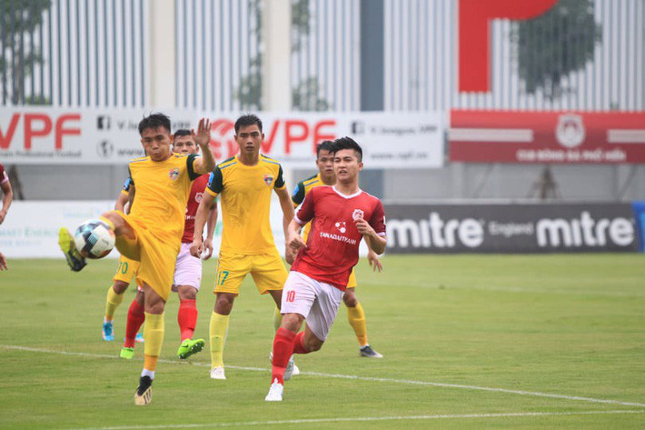 Martin Lo tiếp tục duy trì sự ổn định trong màu áo Phố Hiến Martin Lo tiếp tục duy trì sự ổn định trong màu áo Phố Hiến