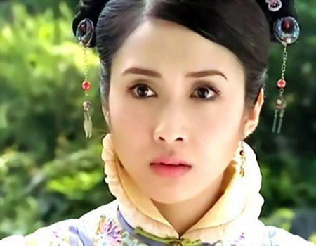 Lê Tư trong bộ phim "Cuộc chiến chốn thâm cung" Lê Tư trong bộ phim "Cuộc chiến chốn thâm cung"