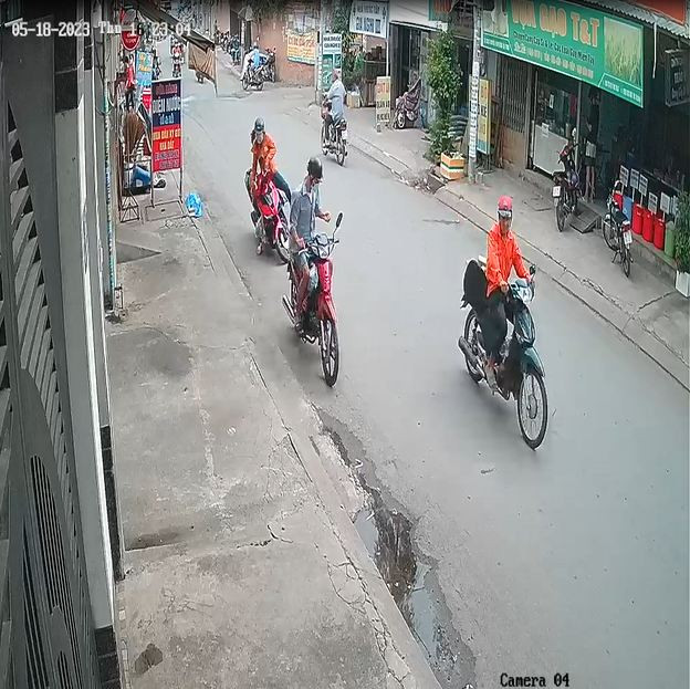 Camera an ninh ghi lại vụ việc. Camera an ninh ghi lại vụ việc.