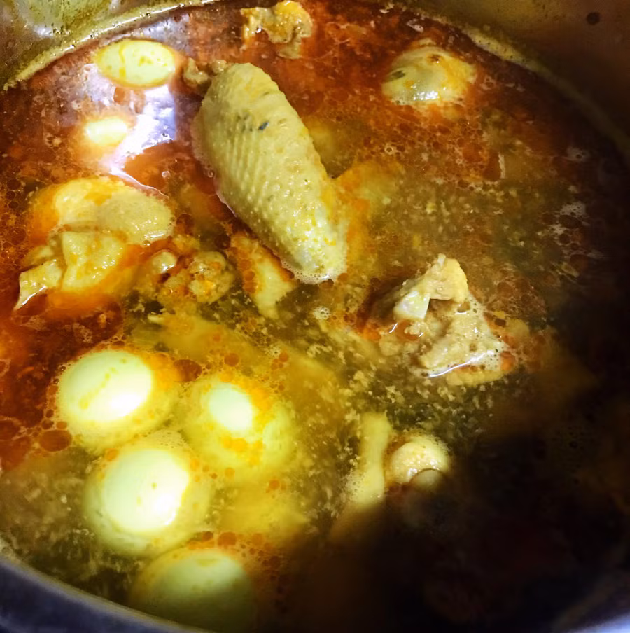 Cách nấu mì Quảng ngon đúng chuẩn đặc sản miền Trung ảnh 6