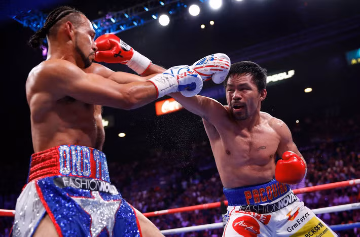 Huyền thoại Manny Pacquiao đánh như lên đồng ở tuổi 40, làm nhà vô địch bất bại người Mỹ phải câm lặng - Ảnh 2.