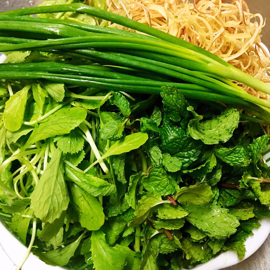 Cách nấu mì Quảng ngon đúng chuẩn đặc sản miền Trung ảnh 3