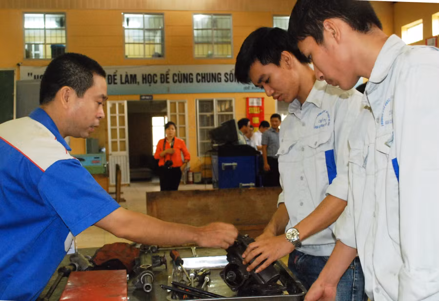 Khuyến nghị về chính sách giáo viên dạy nghề