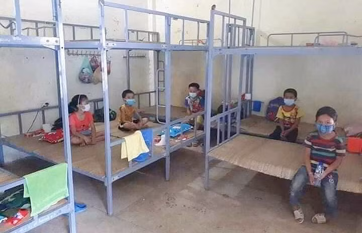 Những đứa trẻ thuộc diện cách ly tập trung