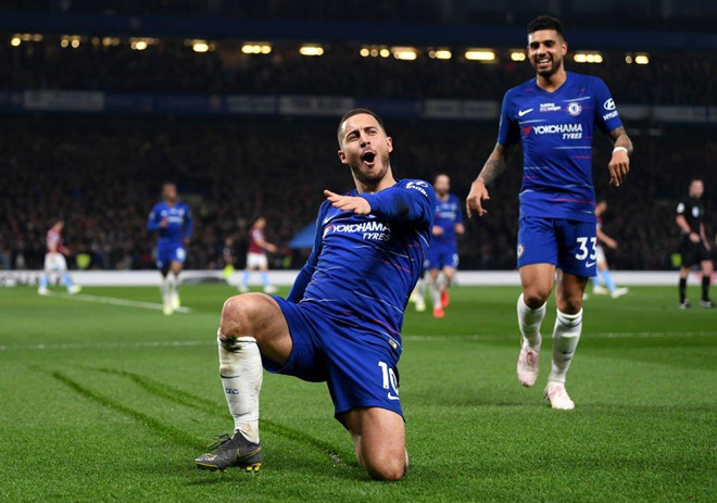 Hazard giúp Chelsea lọt vào chung kết. Hazard giúp Chelsea lọt vào chung kết.