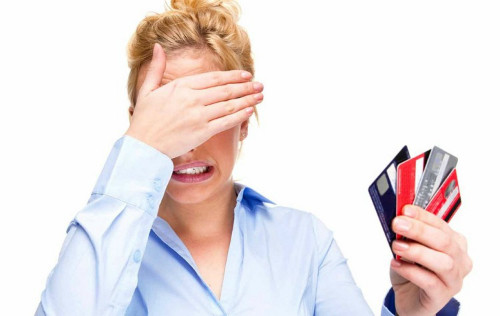 3 không giúp tránh đổ nợ vì cà thẻ tín dụng - 2