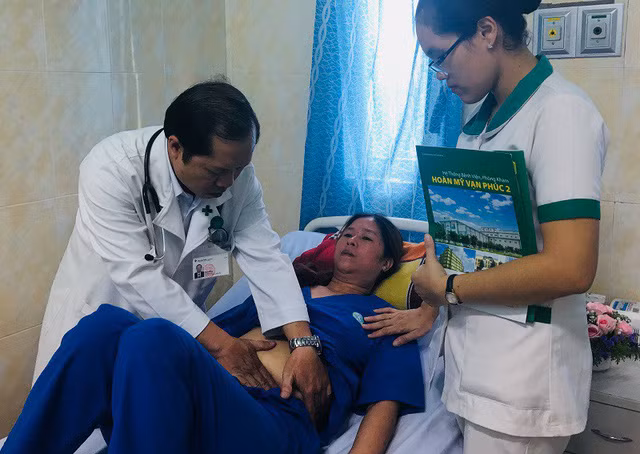 Nữ bệnh nhân may mắn qua cơn nguy kịch sau khi được hồi sức tích cực