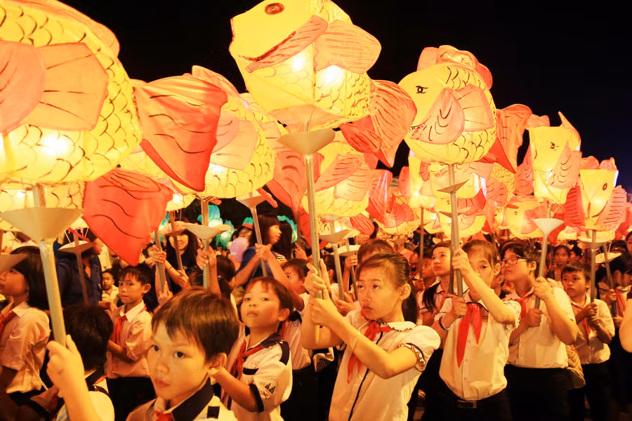 Tổ chức Lễ hội Trung thu bổ ích cho trẻ thơ